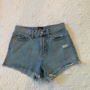 BDG Girlfriend High Rise Denim shorts light wash